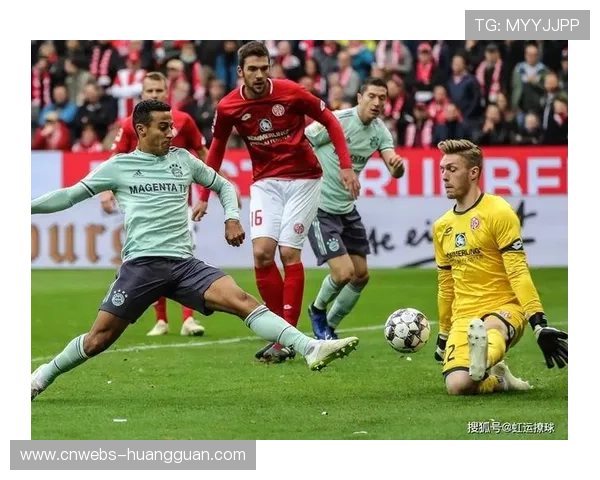 多特蒙德vs美因茨伤病报告：双方合计13人缺阵，埃姆雷·詹腹股沟受伤缺席